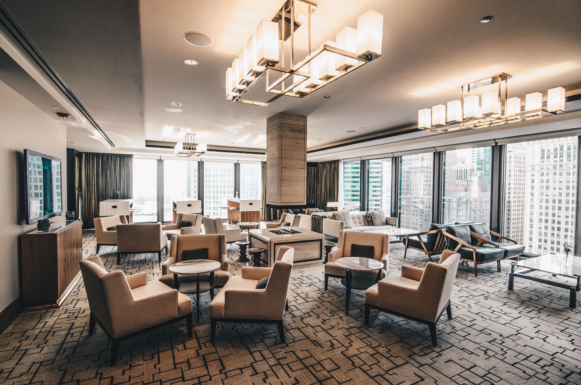 Best Five Star Hotels With Private Club Lounge Access