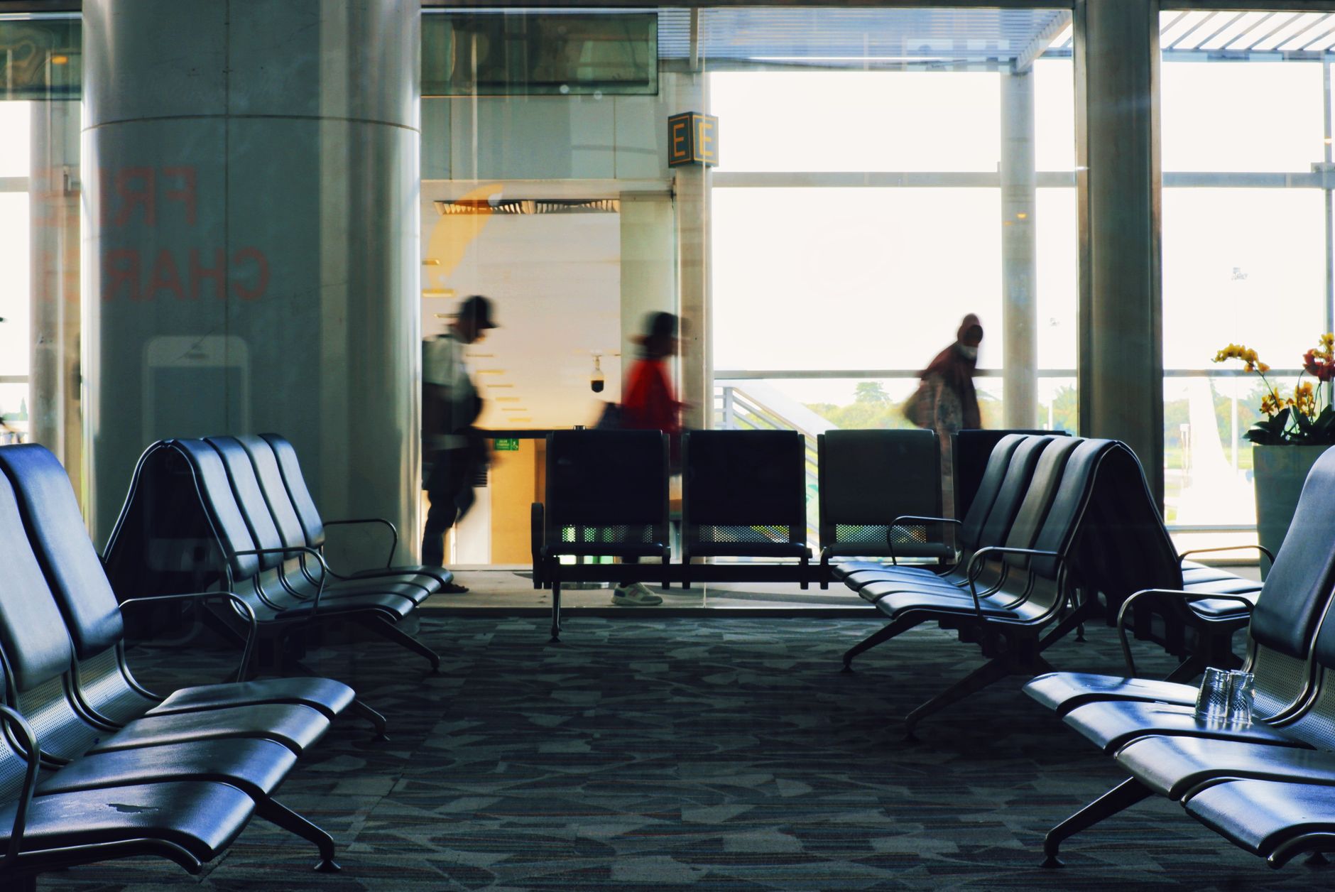Best Hotels for Business Travelers With Airport Shuttle and Breakfast
